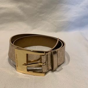 Authentic Michael Kors Gold belt with logo size s